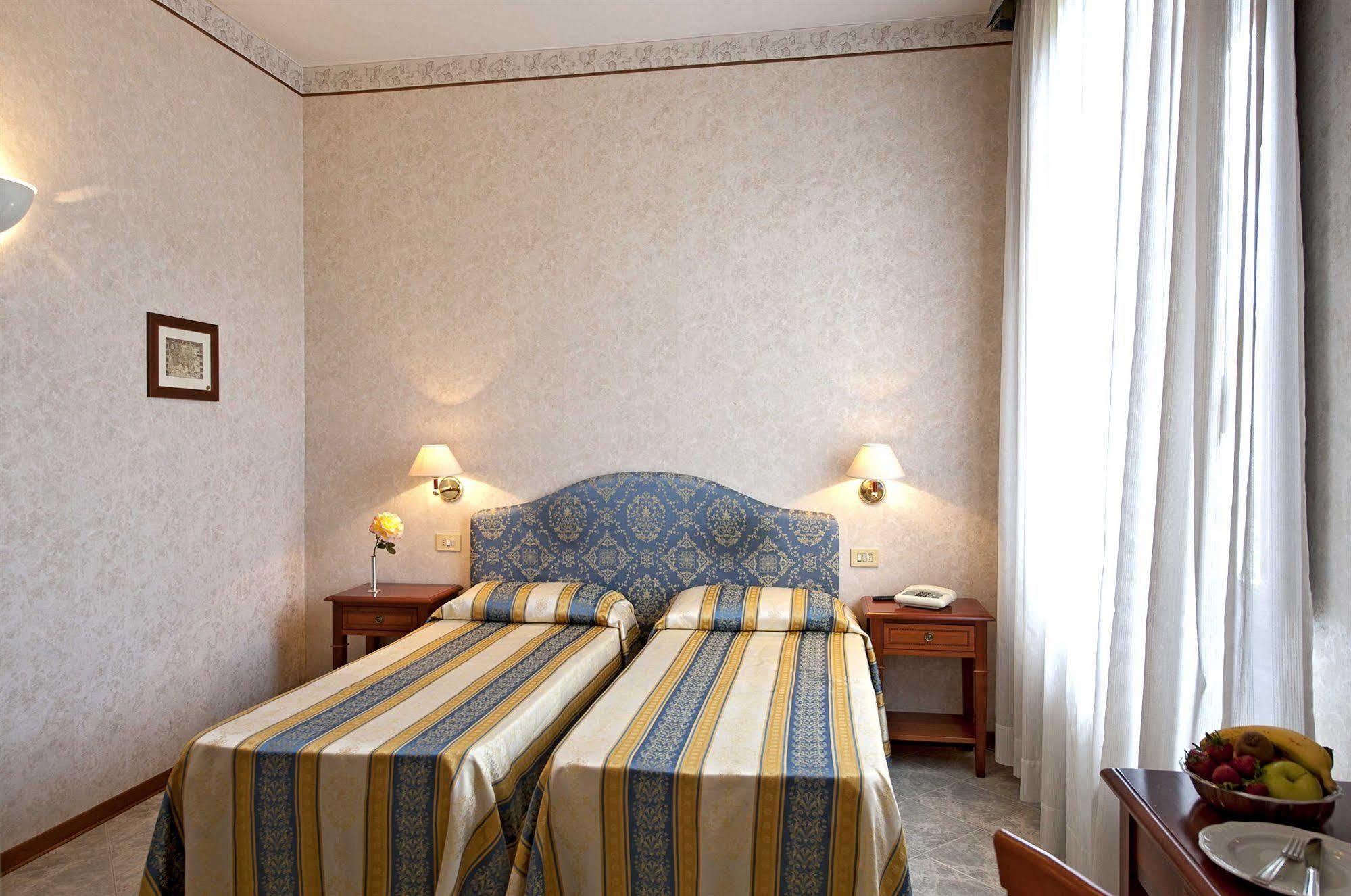 Moderno Hotel